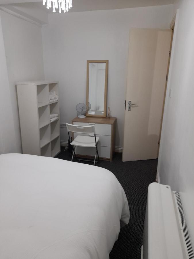 Zest Apartment Two Manchester Esterno foto